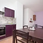 Lili * بولا