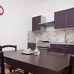 شقة Lili بولا