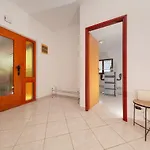 Lili شقة *