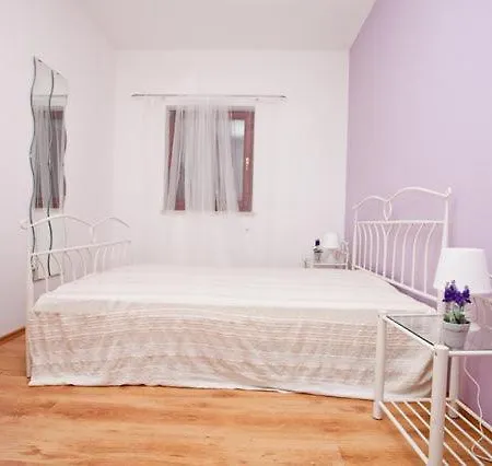 Lili Apartment