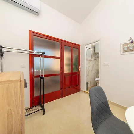 Lili Apartment Pula