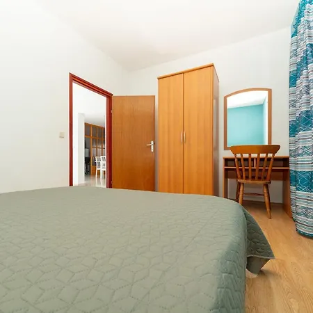 Lili Apartment *