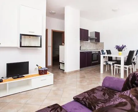 Apartman Lili